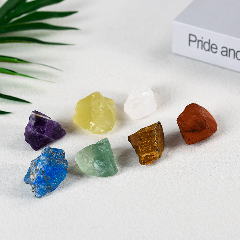 Spot popular natural crystal gravel aromatherapy stone irregular 7-color crystal rough stone 