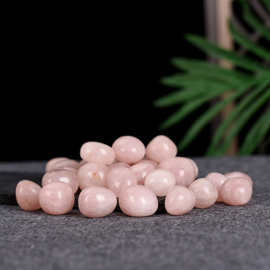 Hibiscus pink crystal tumbled stone pink crystal gravel fish tank stone home decoration ornaments healing stone 