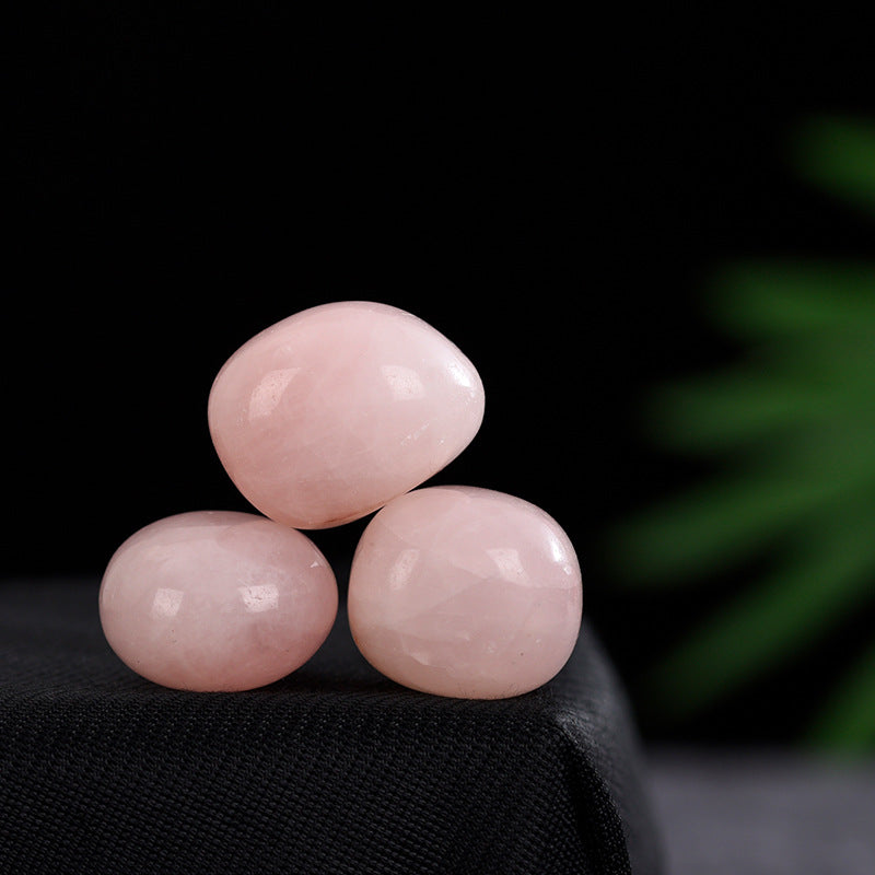 Hibiscus pink crystal tumbled stone pink crystal gravel fish tank stone home decoration ornaments healing stone 