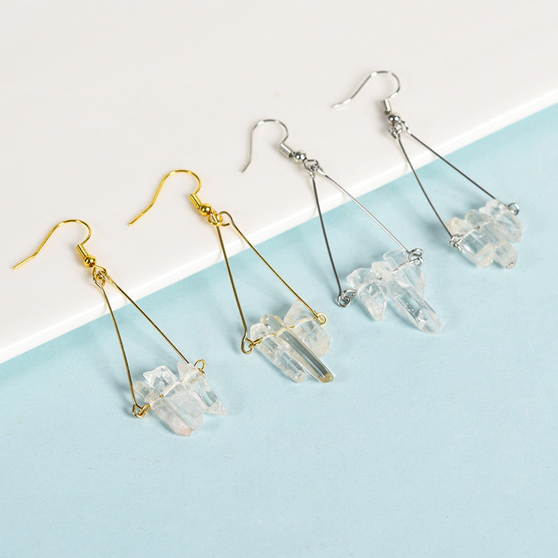 Hot selling white crystal tooth irregular raw stone earrings creative simple ladies handmade earrings 